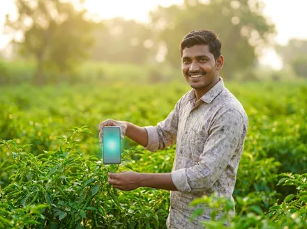 Demand Creation — reach farmers at diagnosis